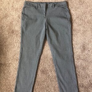 Houndstooth ankle pants